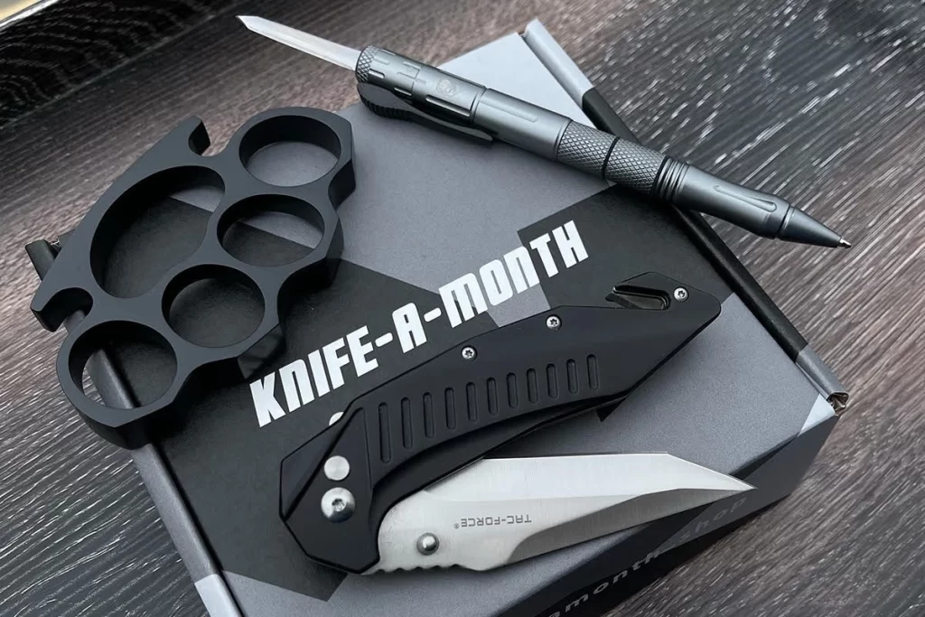 Knife-a-Month-Box
